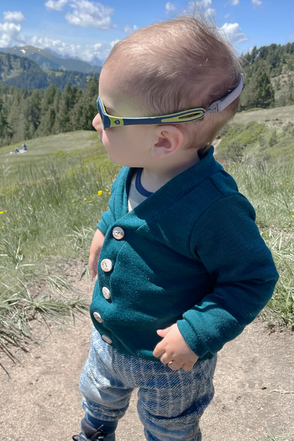 Papierschnittmuster Strickjacke Karo Kinder von Fadenkäfer