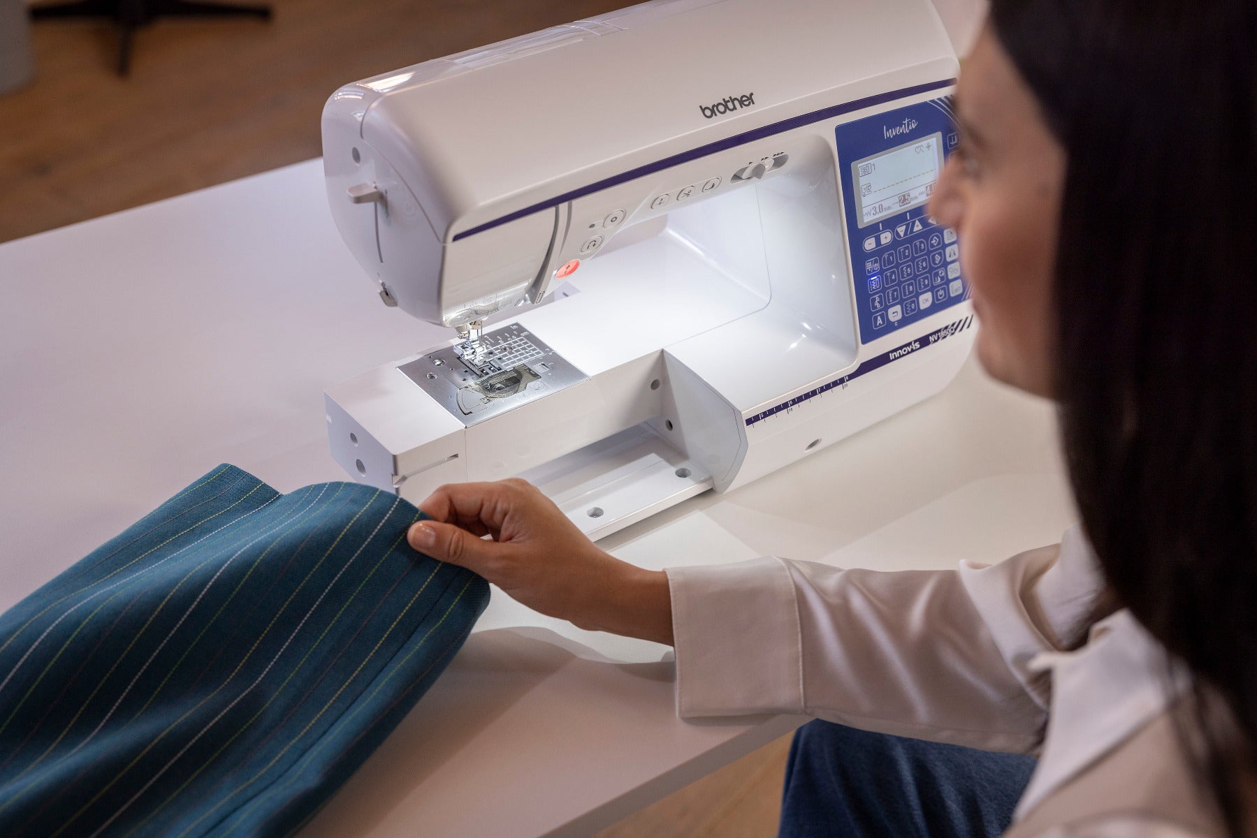 Brother Inventio NV1850Q Näh- und Quiltmaschine