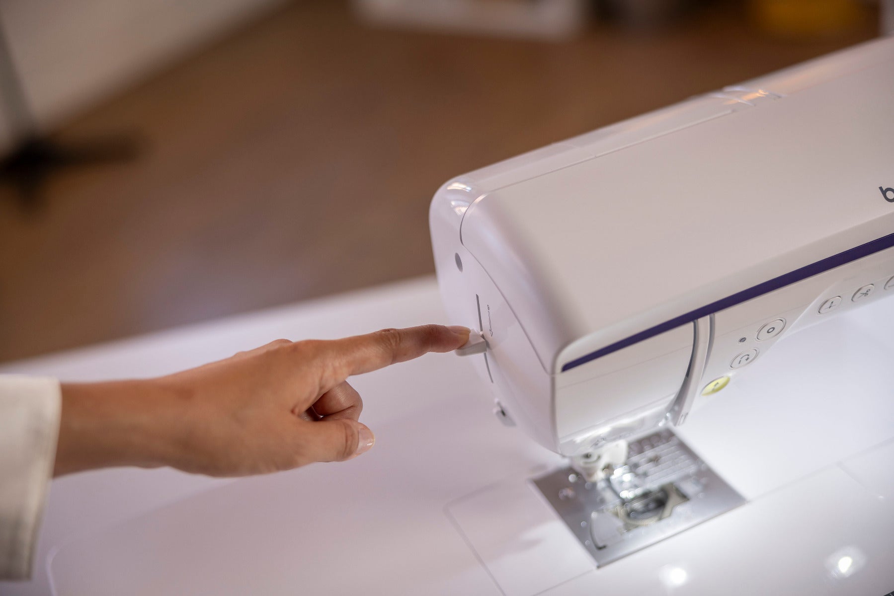 Brother Inventio NV1850Q Näh- und Quiltmaschine