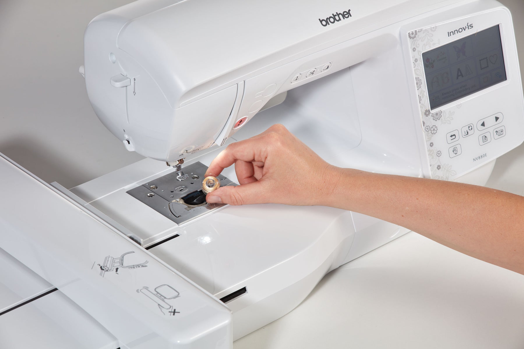 Brother Innov-is NV880E Stickmaschine