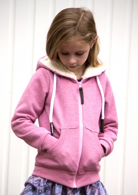 Papierschnittmuster Sweatjacke Kinder von Fadenkäfer