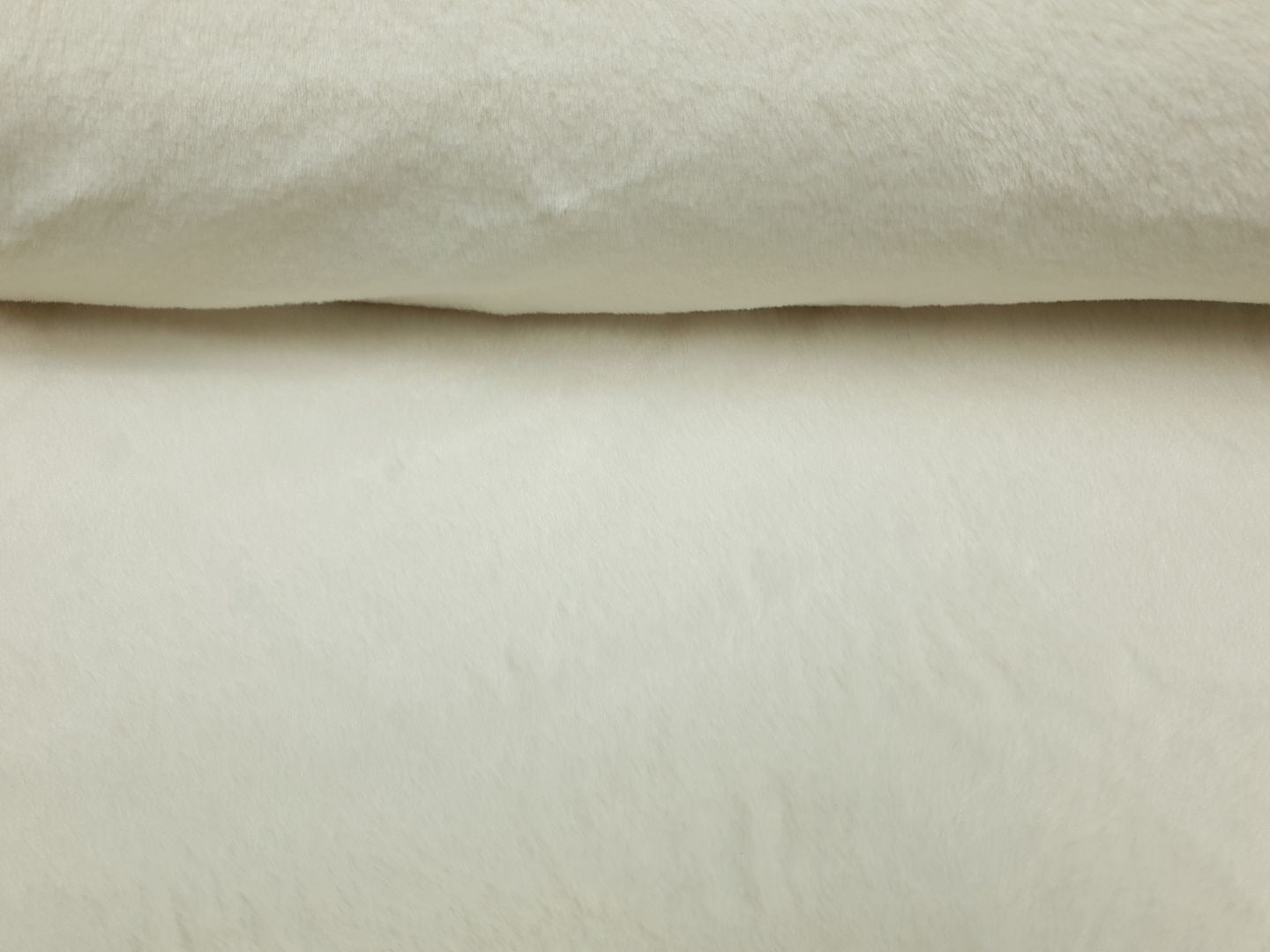 Pastell Flausch offwhite