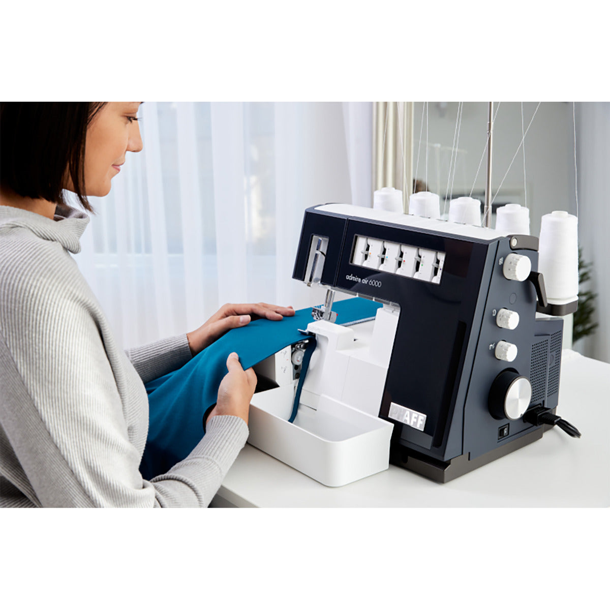 Pfaff Admire Air 6000 Coverlock