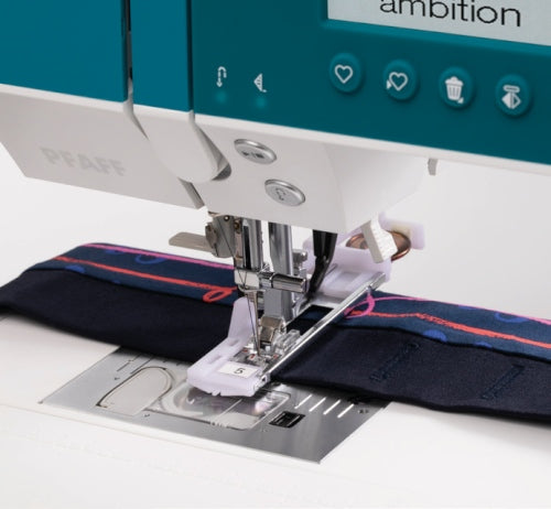 Pfaff ambition 620 einistufiges Knopfloch
