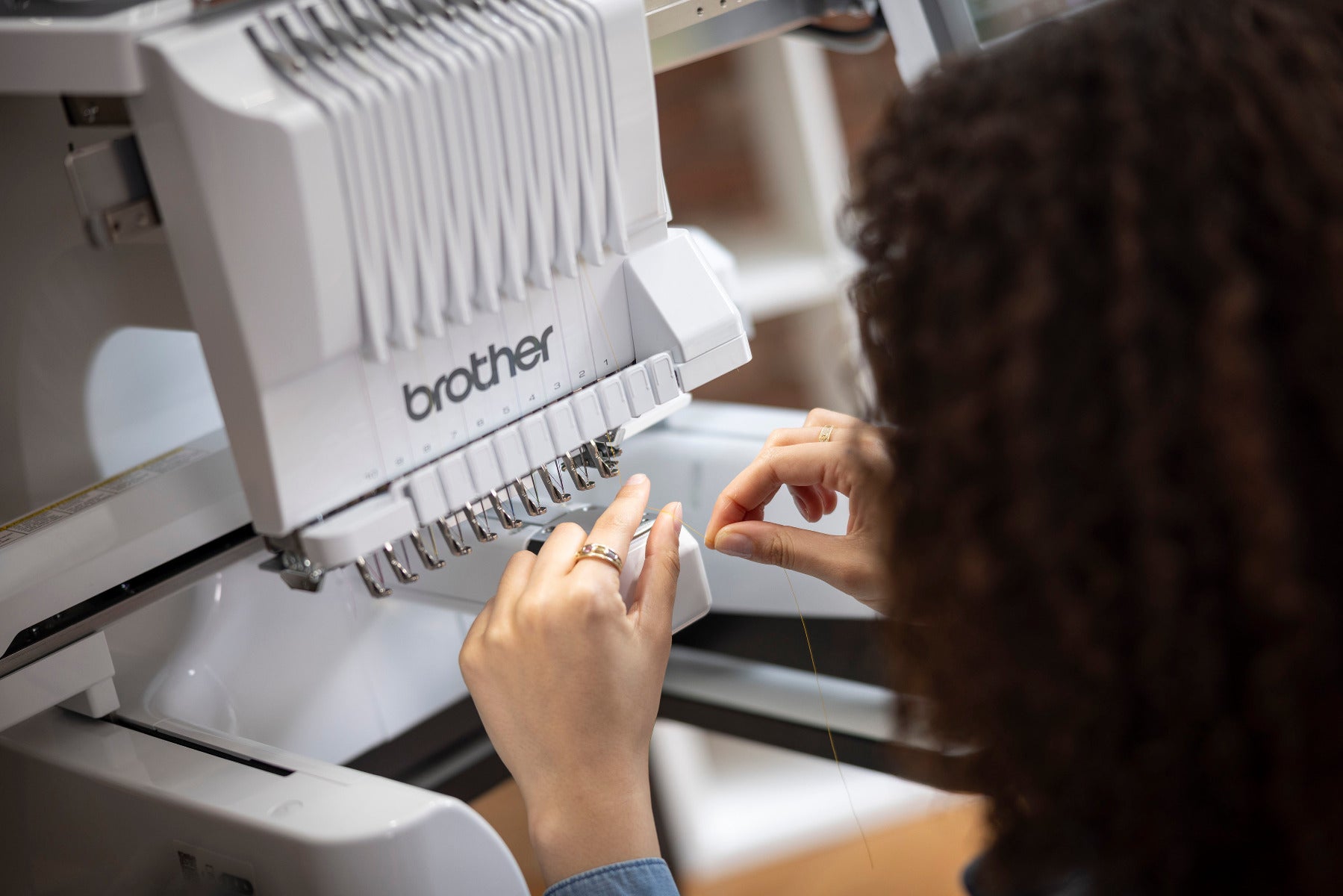 Brother PR1060W Stickmaschine (10 Nadeln)