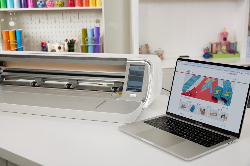 Singer Momento 24" Schneidemaschine
