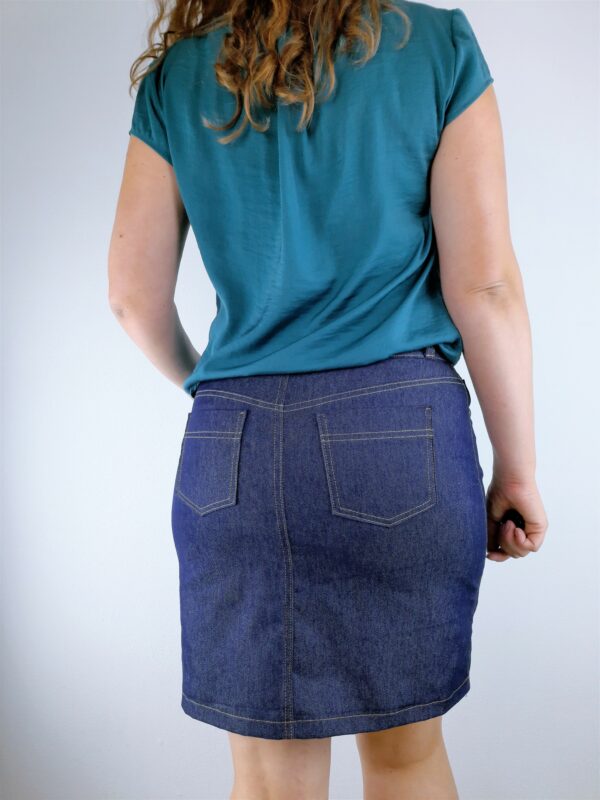Papierschnittmuster Jeansrock Damen von Fadenkäfer