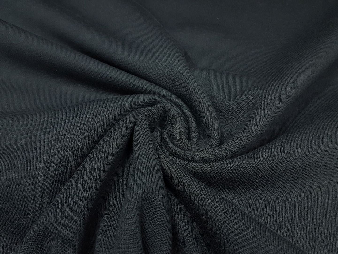 Einzelstück Recycling Wintersweat schwarz