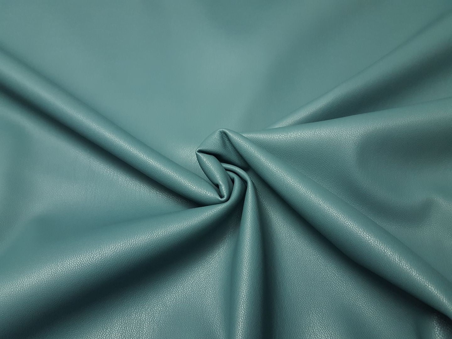 Stefanie dunkles dustymint