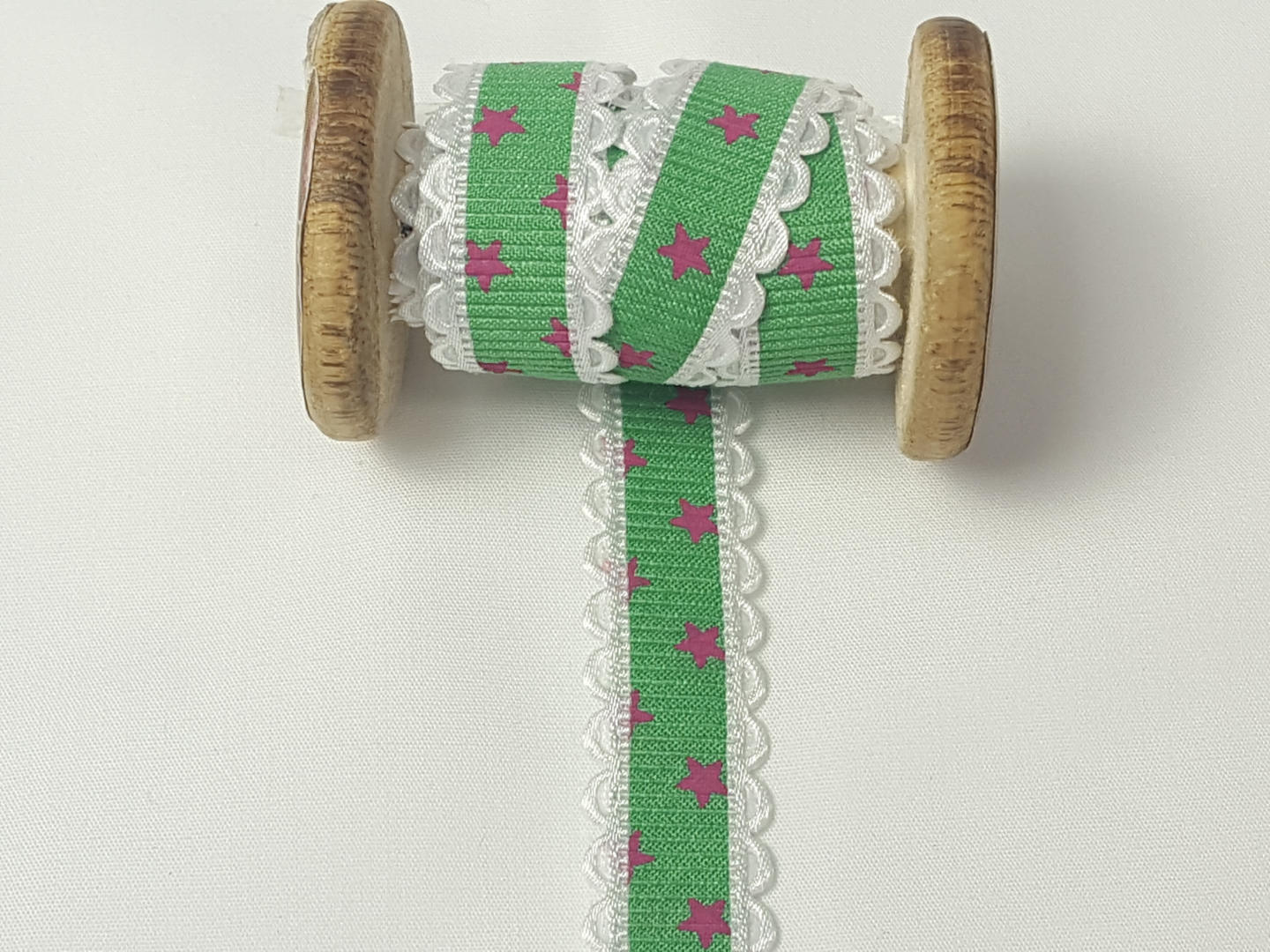 Stern Ripsband mit Spitze apfelgrün-fuchsia