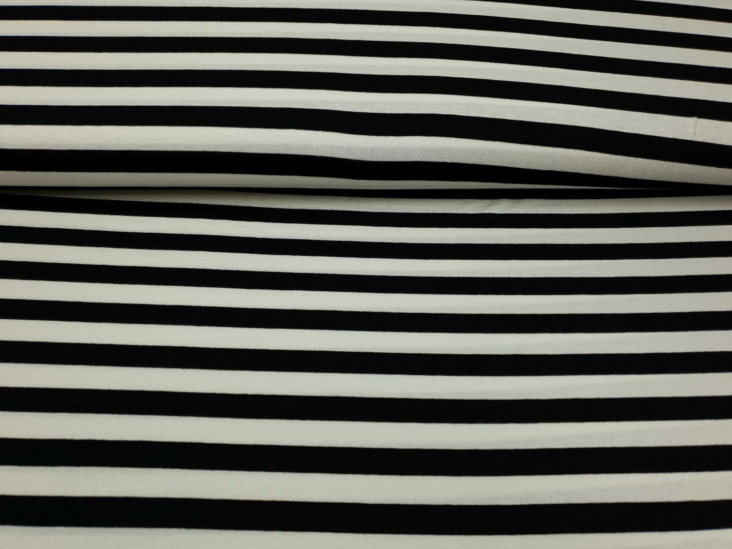 Stripes schwarz/weiss