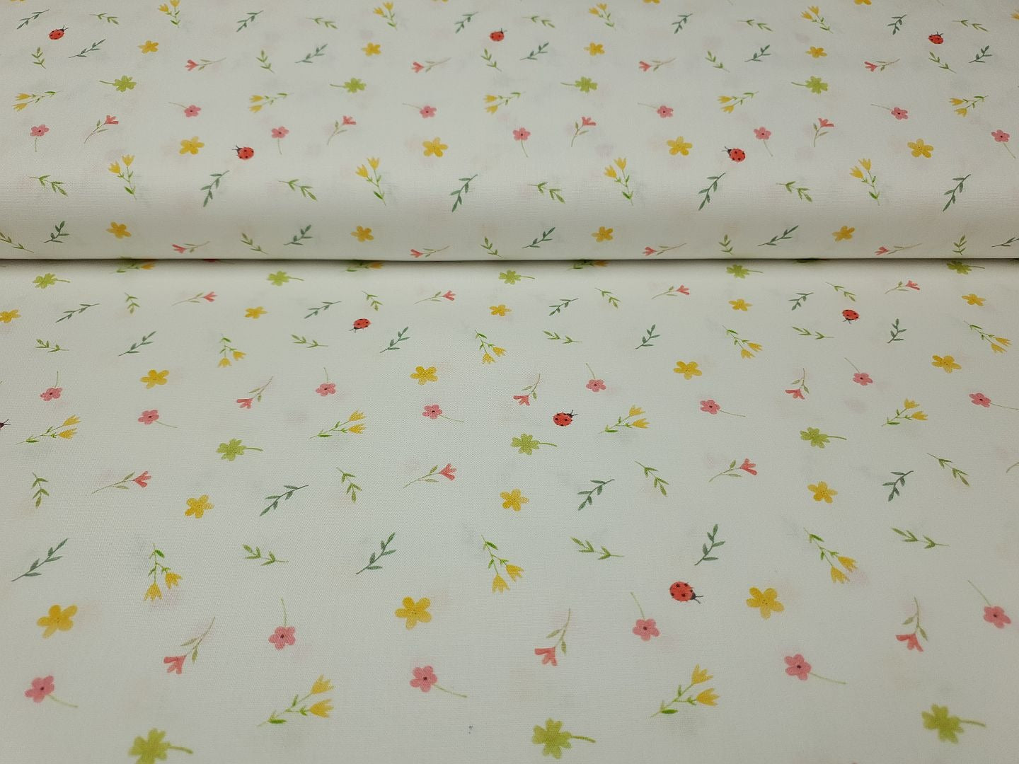 Tarrenz offwhite/gelb/rosa/grün