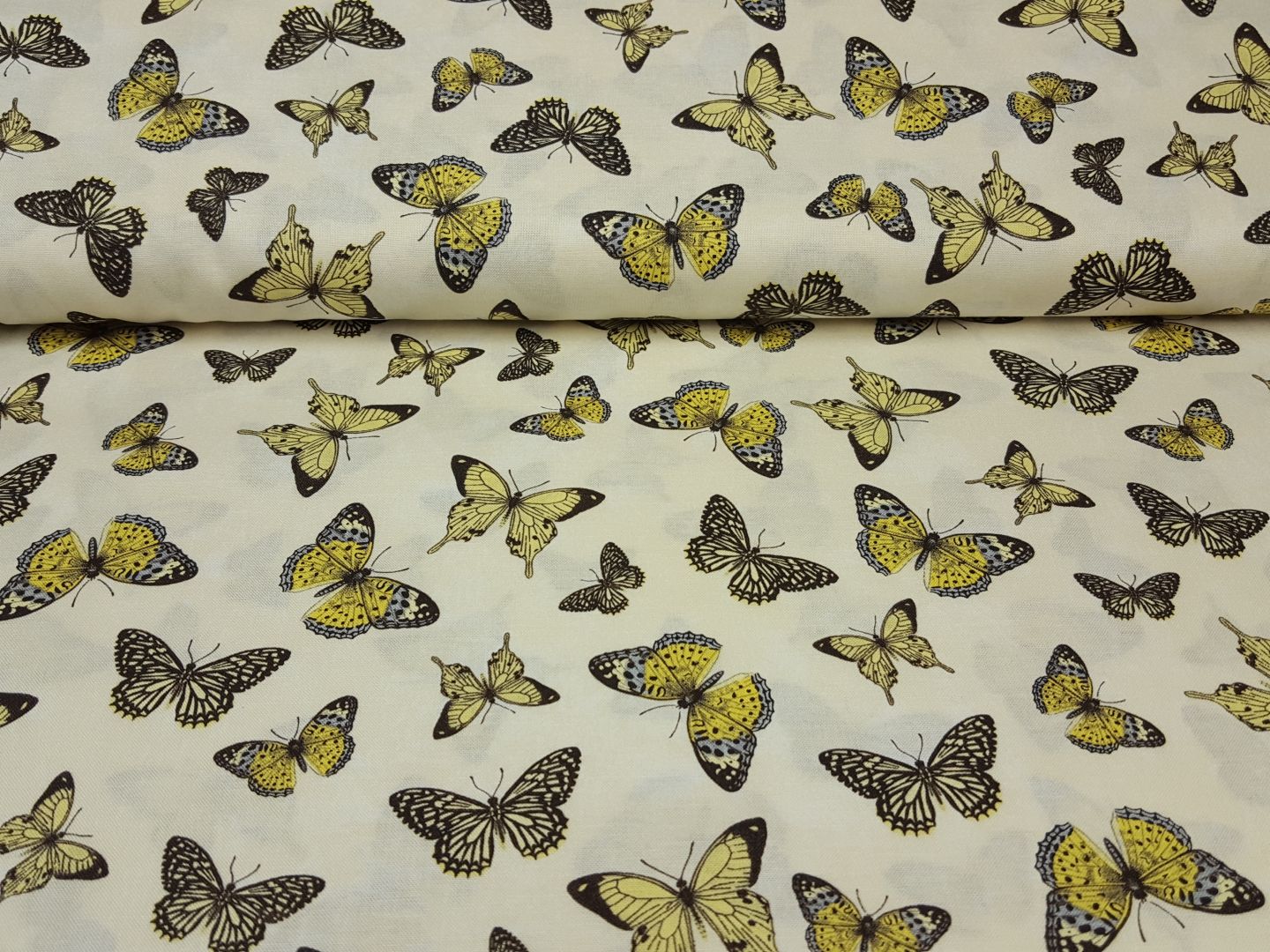 Timeless Treasures Butterfly creme/gelb/schwarz