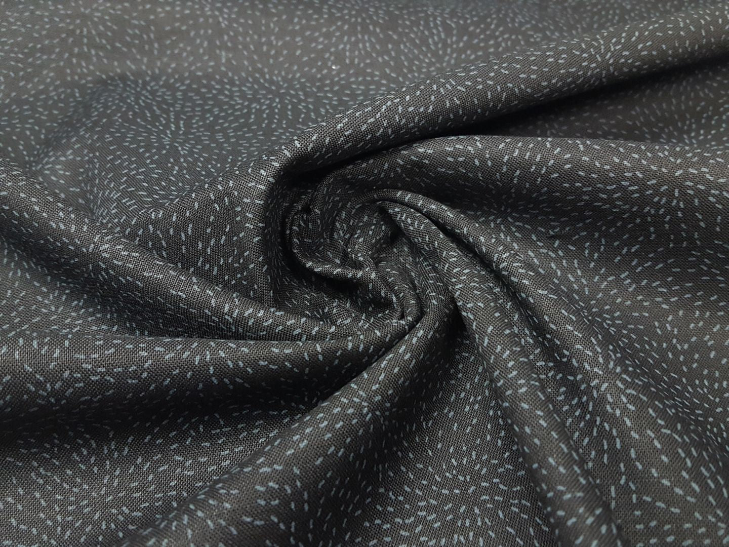 Timeless Treasures Hue schwarz/anthrazit