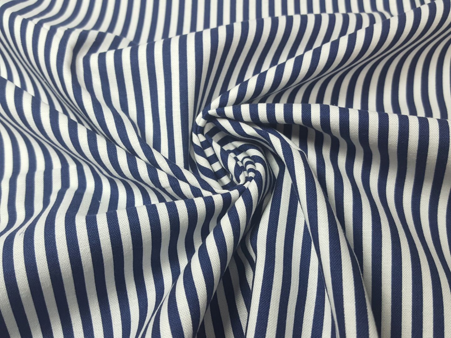 Einzelstück Timeless Treasures Stripe navy/weiss