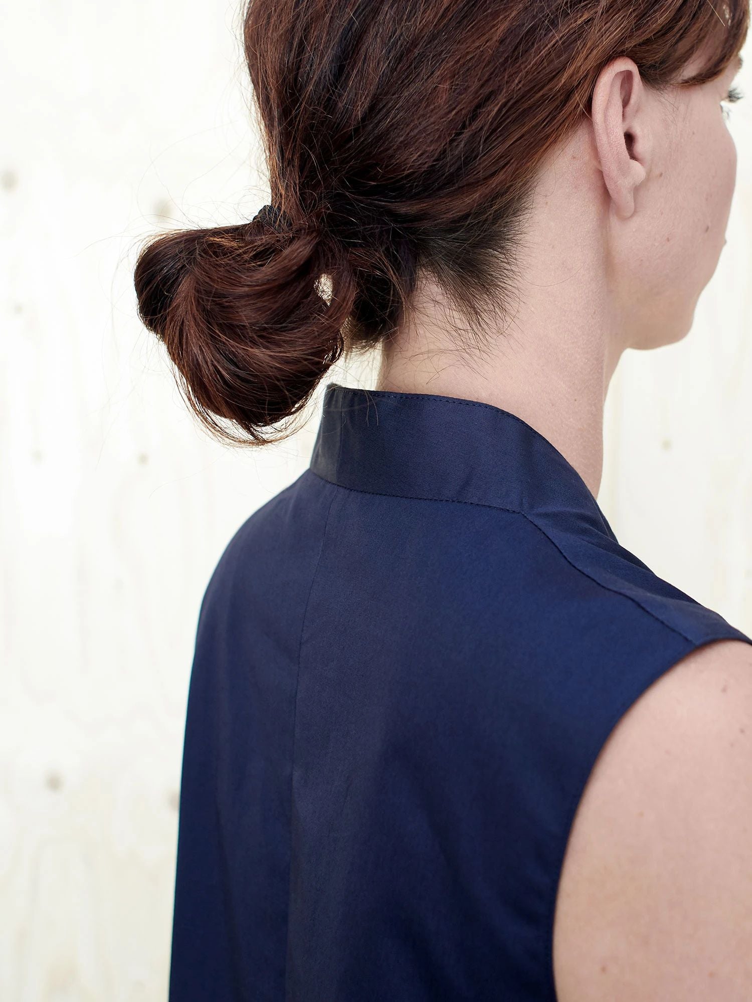 V-Neck Dress Papierschnittmuster von The Assembly Line