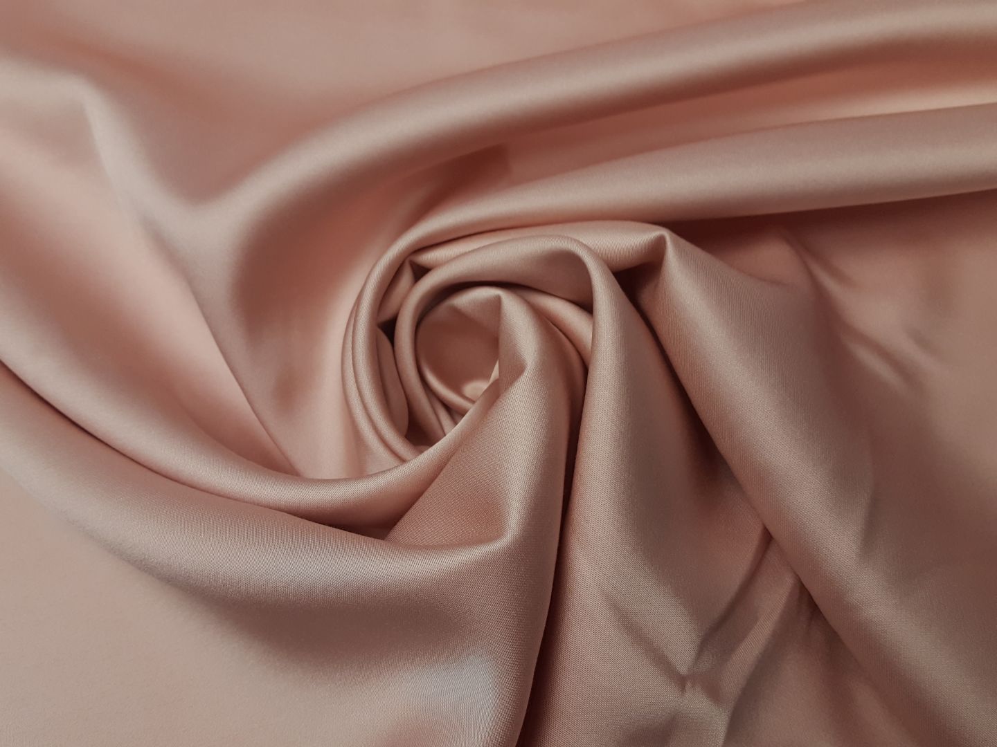 Viskosesatin nude