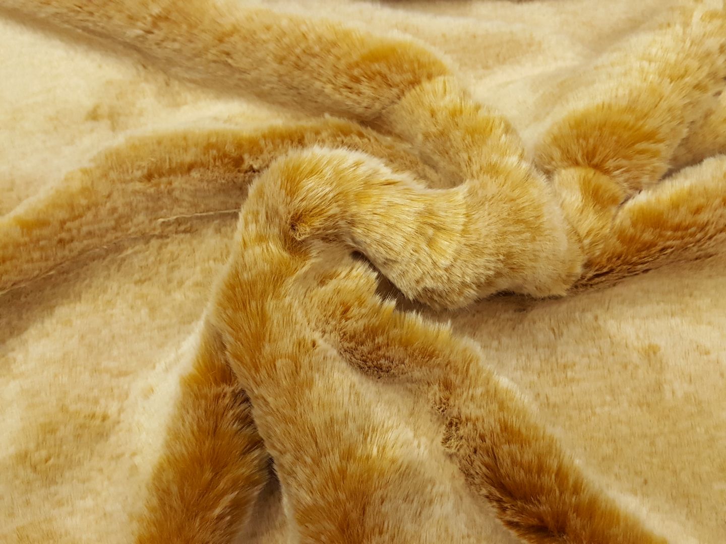 Webpelz caramel