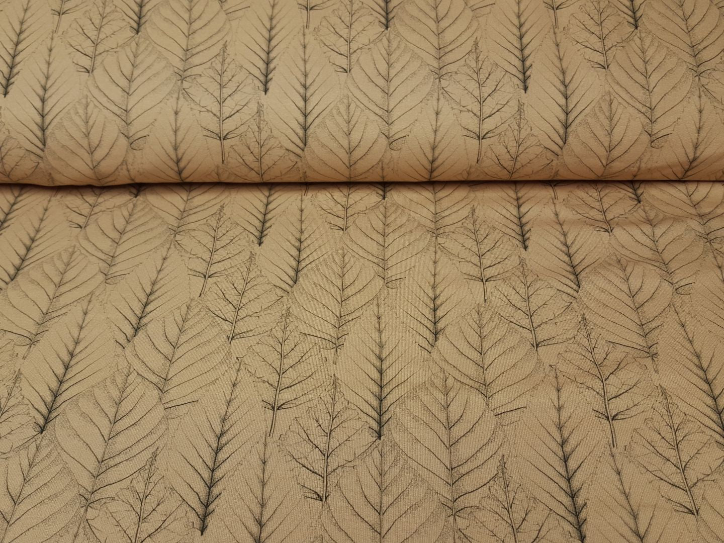 Wild Leaves beige
