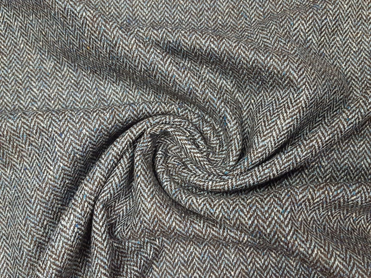 Wolle/Seidentweet dunkelbraun/hellblau-melange