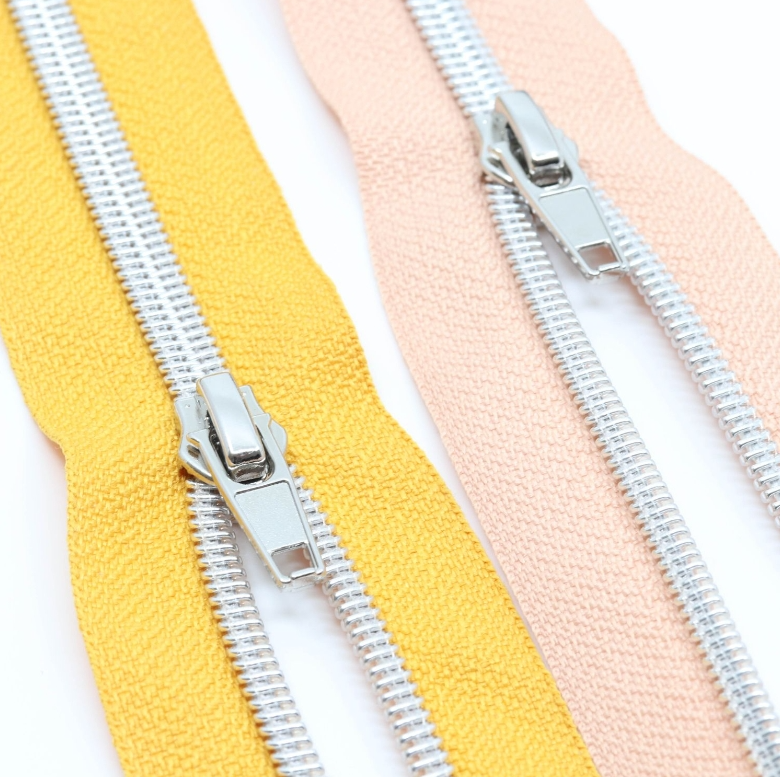 Zipper Gr. 6.5mm silber