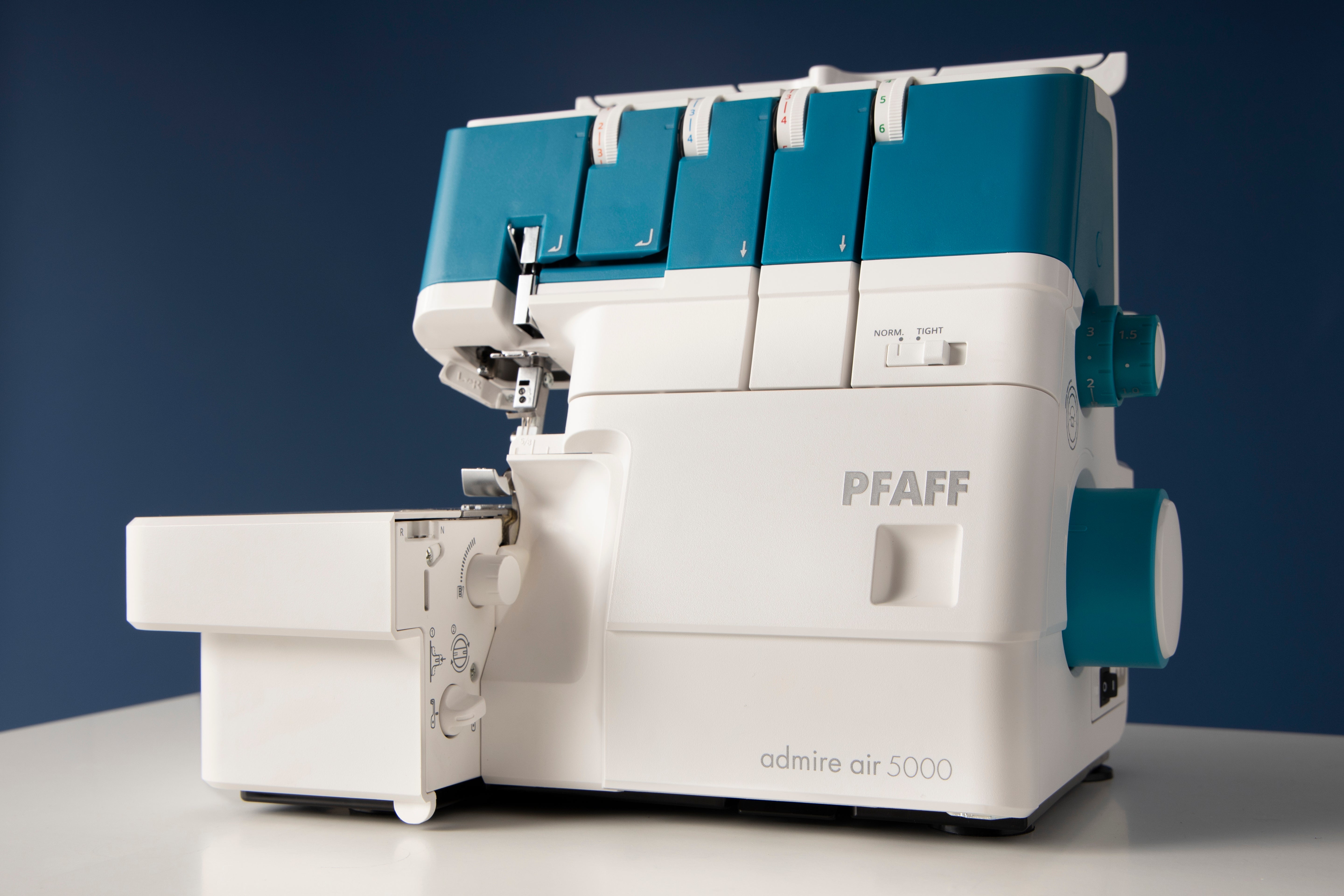 Pfaff admire air 5000 Overlockmaschine