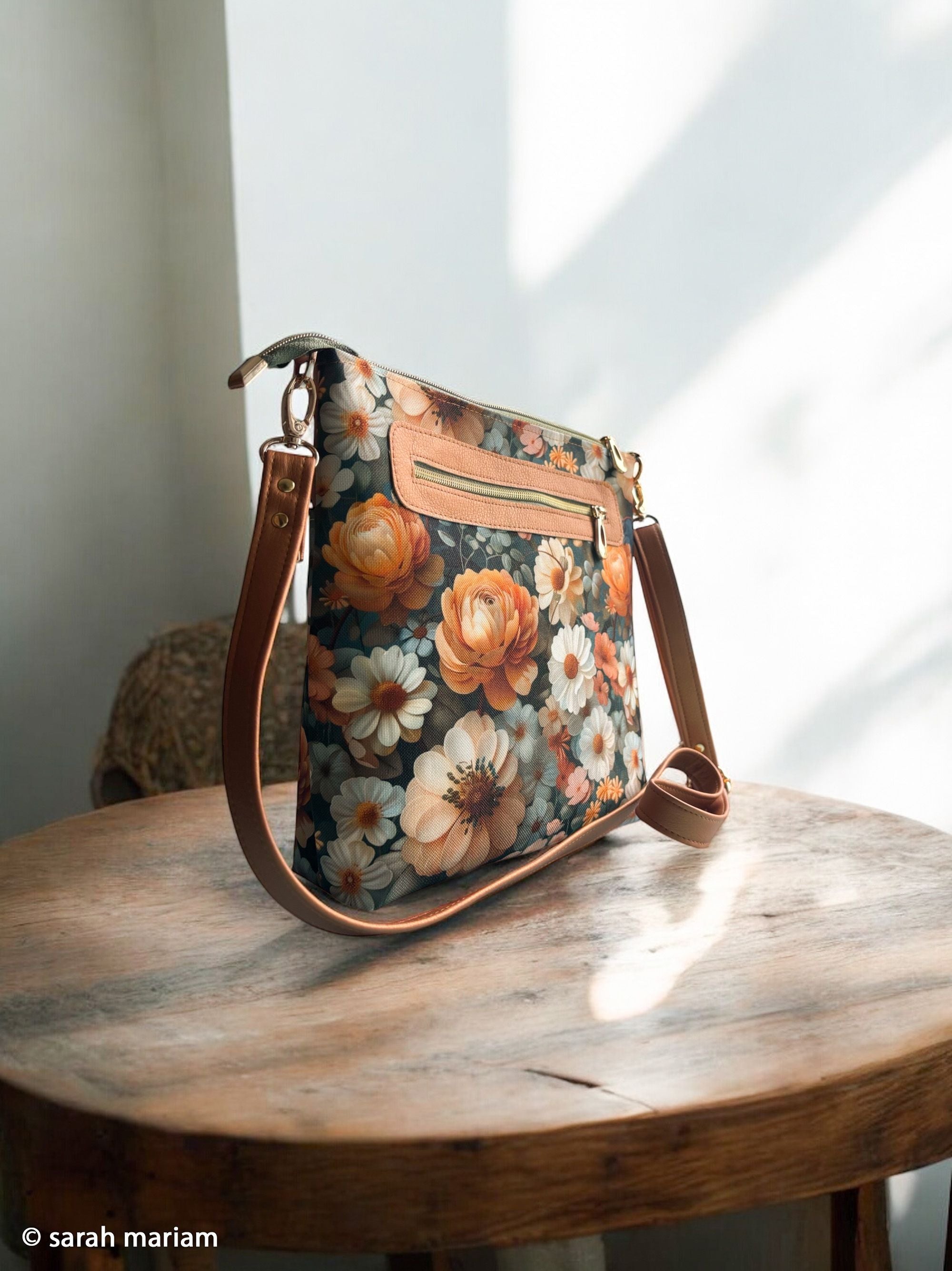Flowing Bloom by Sarah Mariam petrol/apricot/altrosa/creme