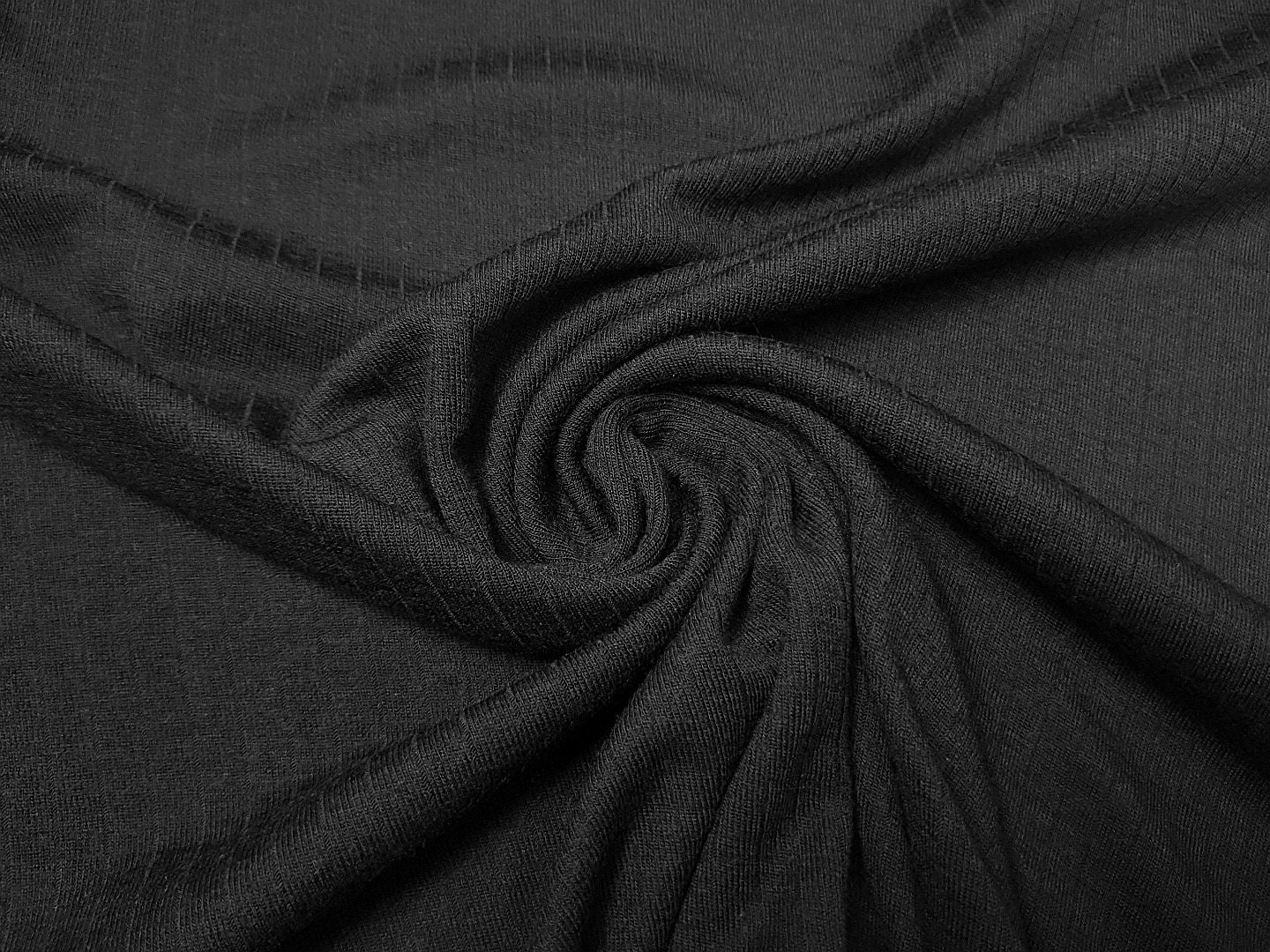 Merino-Silk Rippstrick schwarz