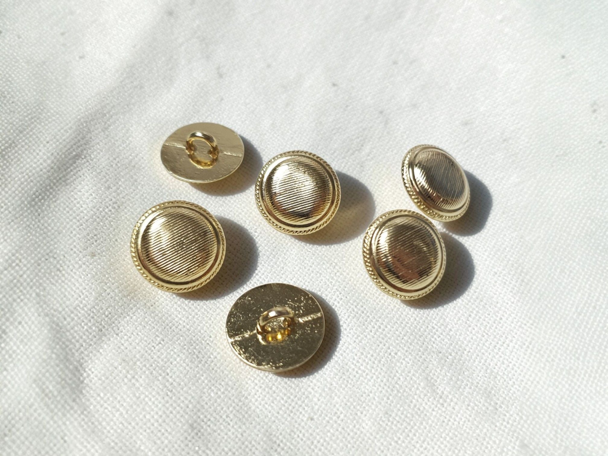 Metallknöpfe 15mm gold