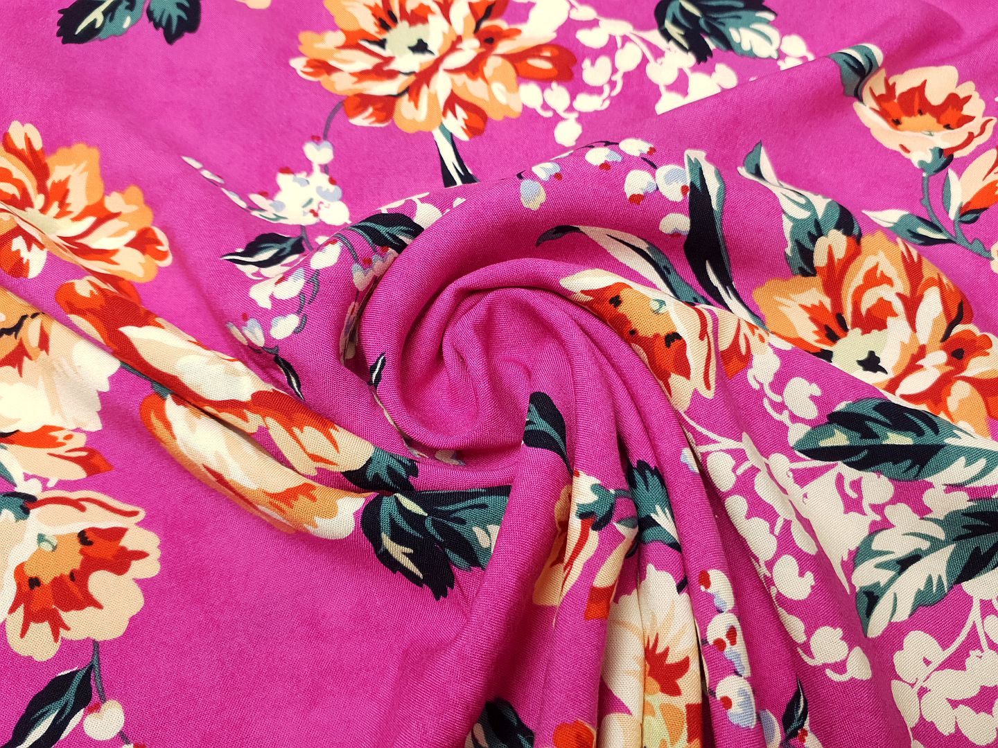 Roses magenta/creme/rot/apricot/dusty green