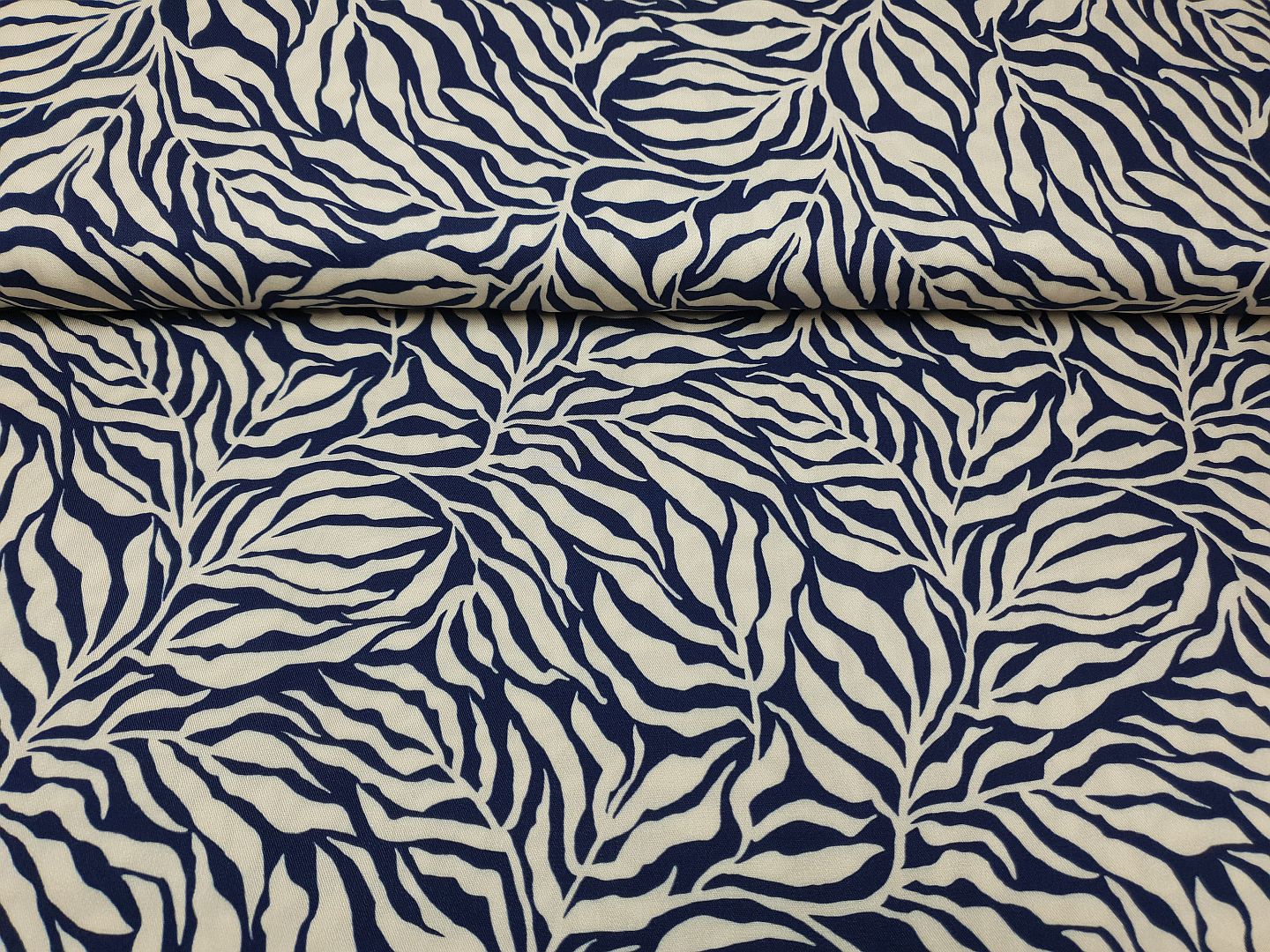 Zebra Jungle by Bienvenido Colorido sand/marine