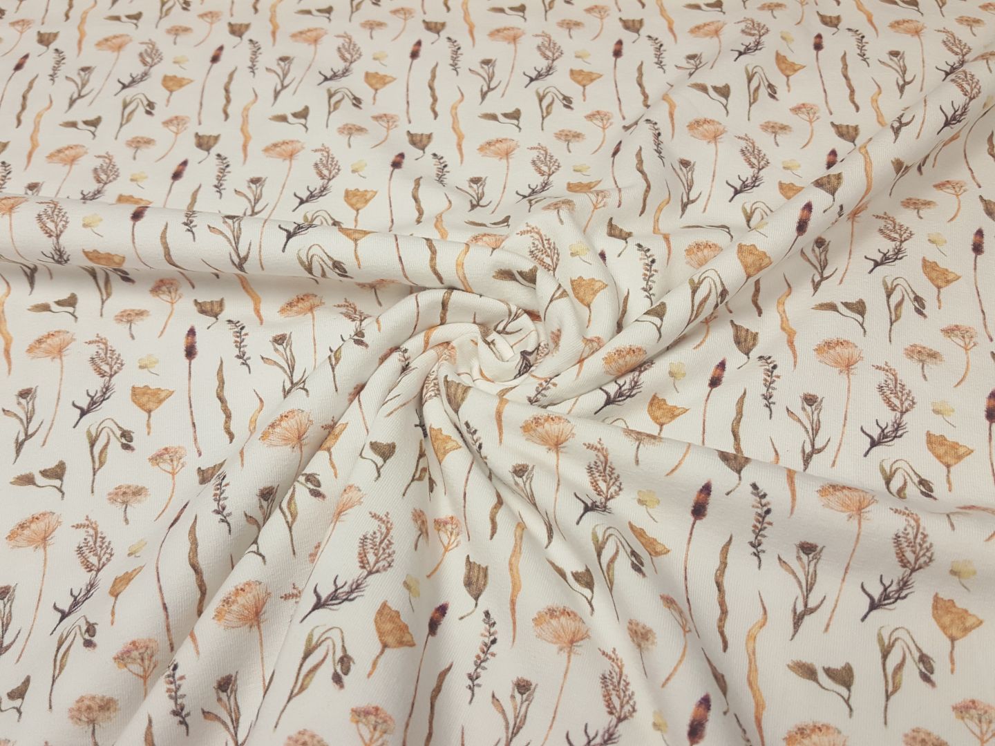 Autumn Flowers offwhite