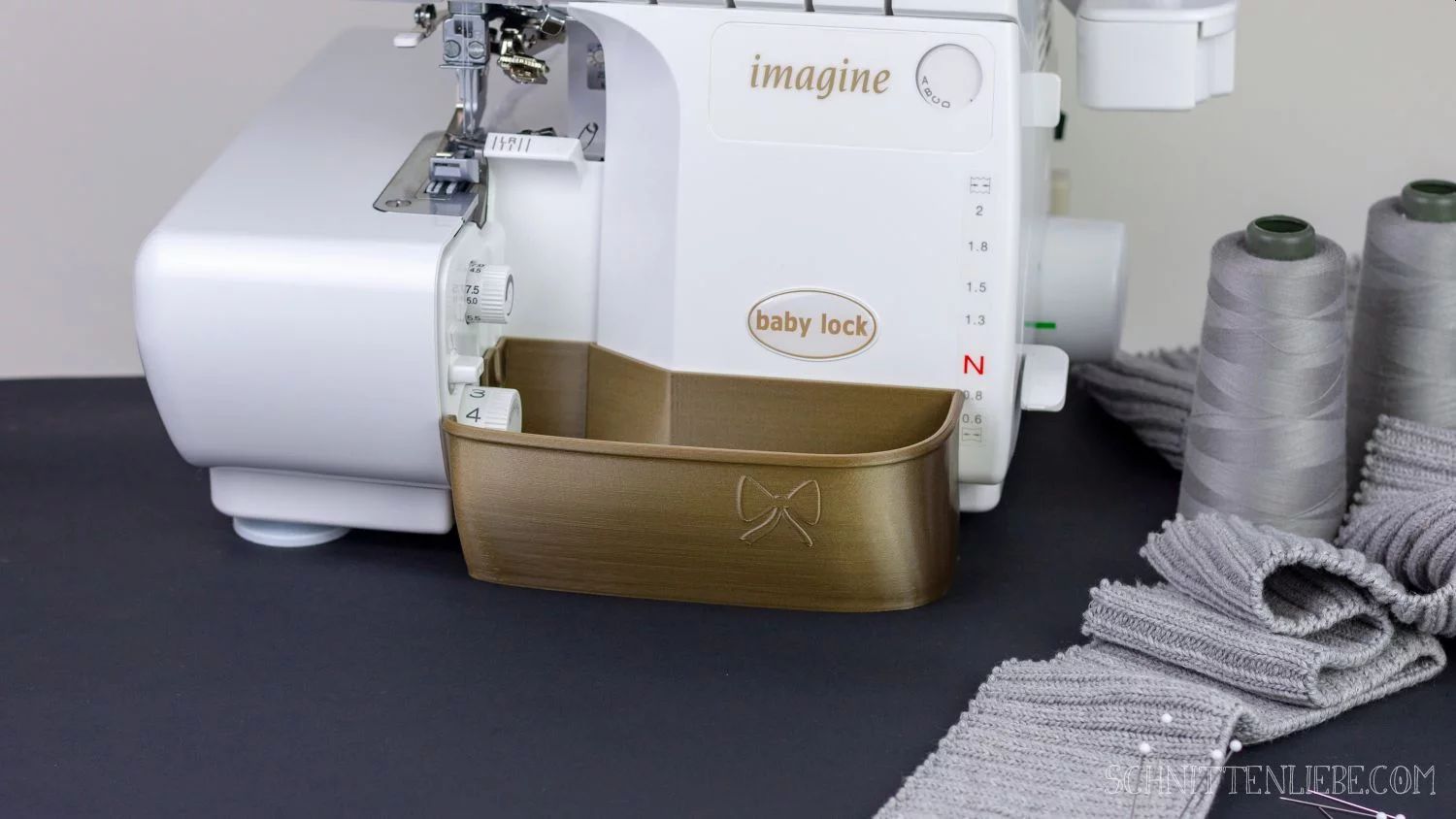 Auffangbehälter für Baby Lock Imagine & Victory gold