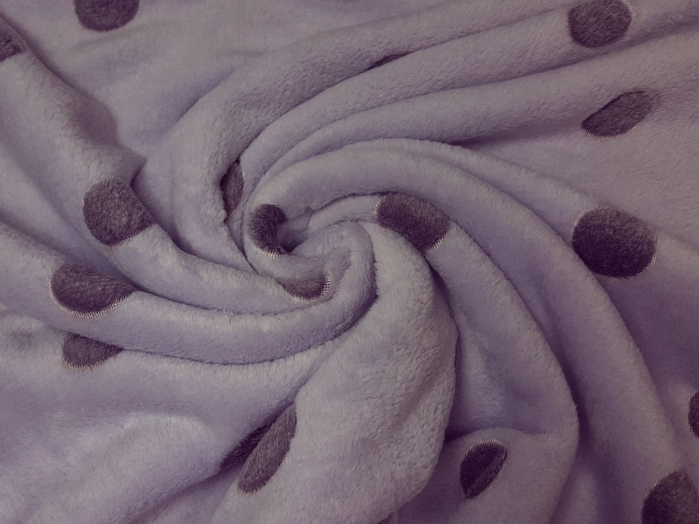 Wellnessfleece Big Dots lila/violett