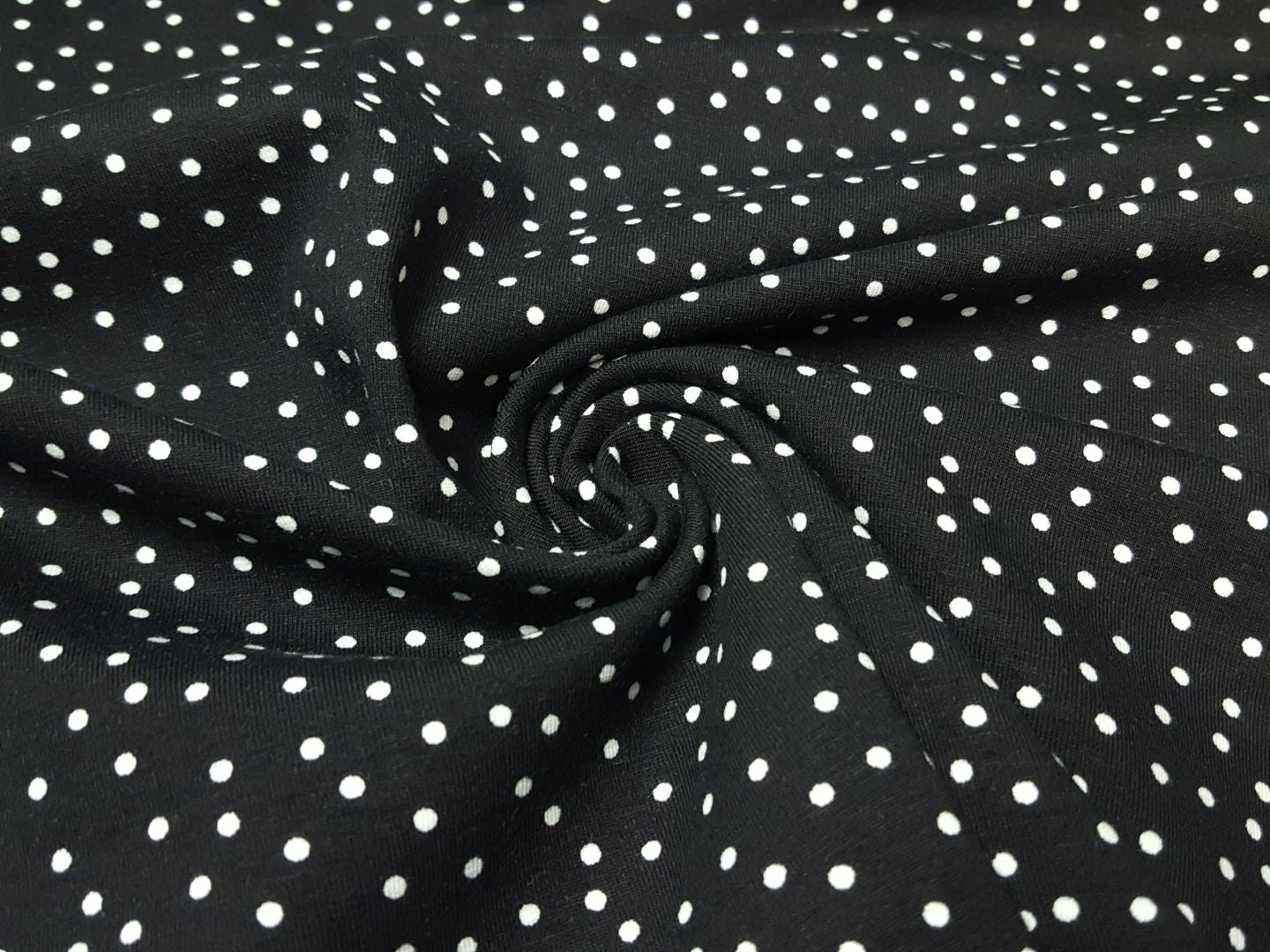 Bio-Baumwolljersey Dotties schwarz/weiss
