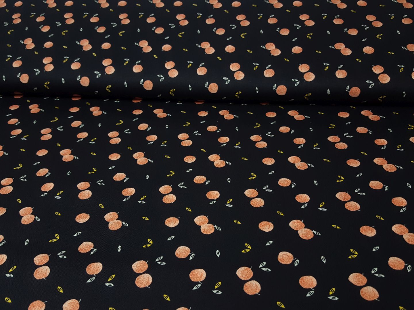 Bio-Baumwollwebware Berries schwarz/apricot
