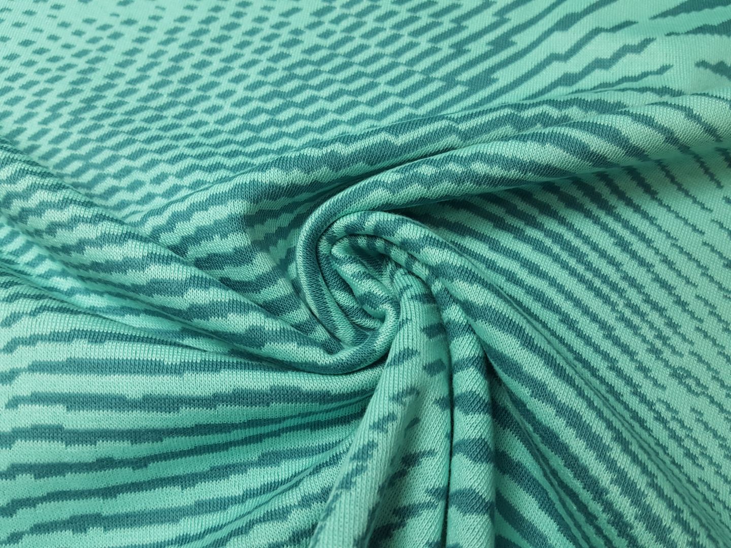Einzelstück Bio-Jacquard Stormy mint/helles petrol