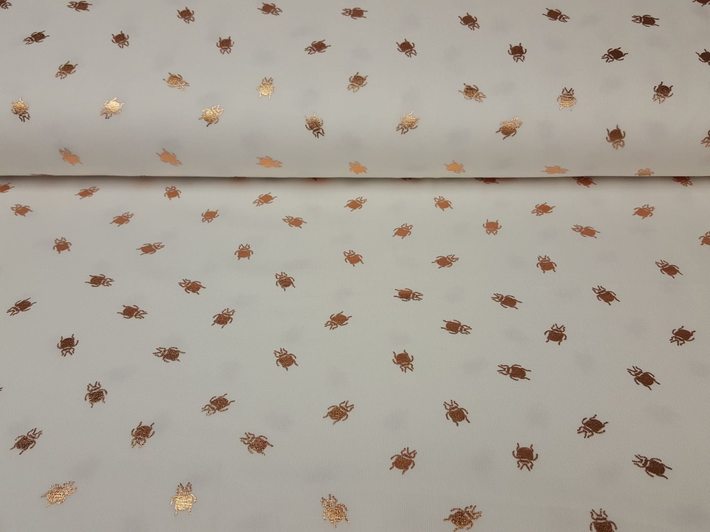 Bug offwhite-kupfermetallic