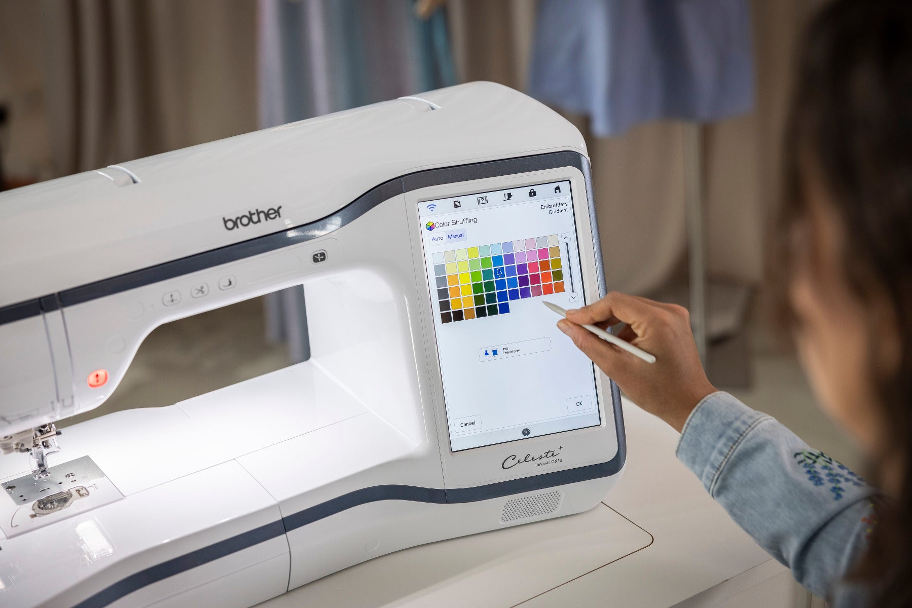 Brother Celeste Innov-is CX1e Stickmaschine