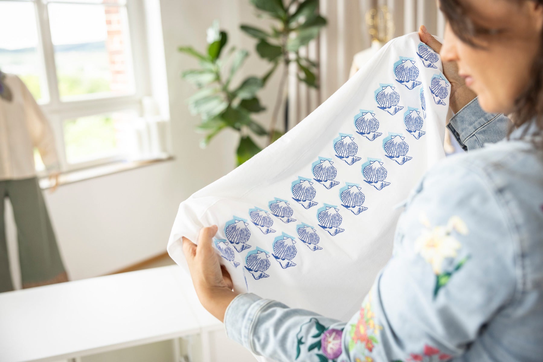 Brother Celeste Innov-is CX1e Stickmaschine