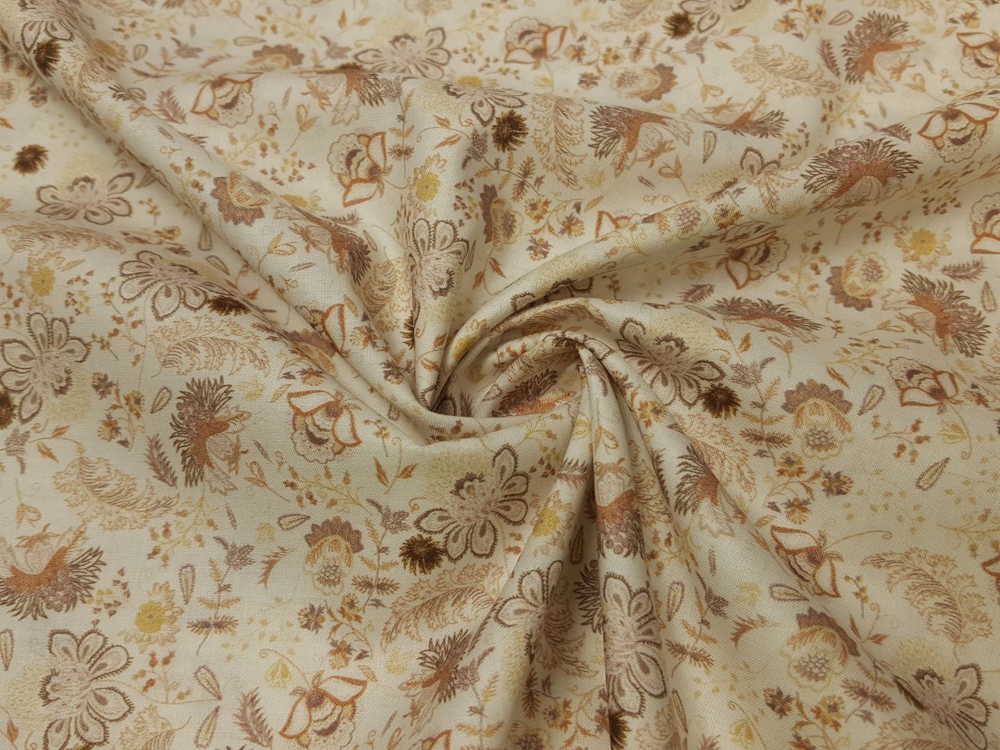 Claire offwhite/beige/vanille