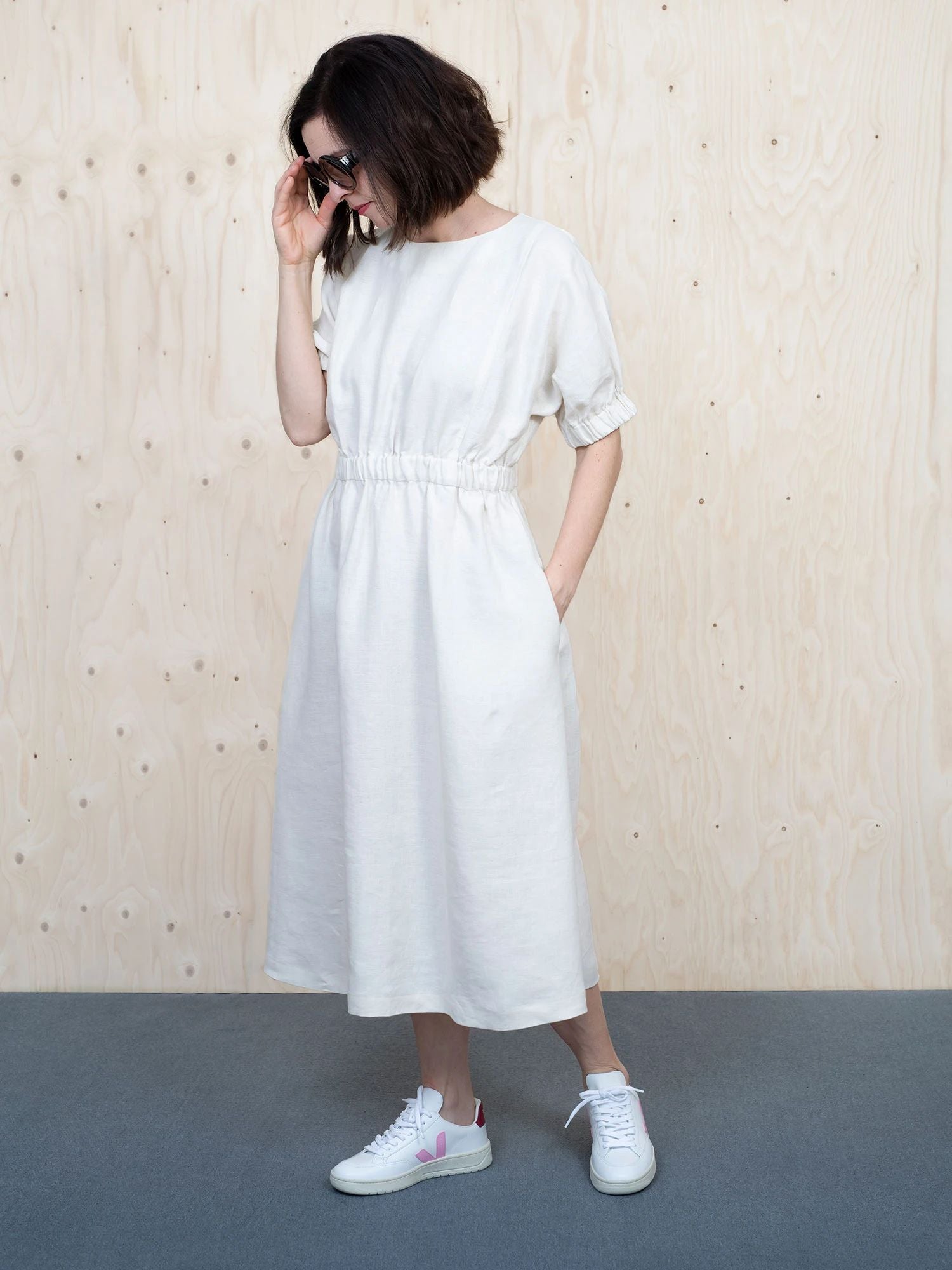 Cuff Dress Papierschnittmuster von The Assembly Line