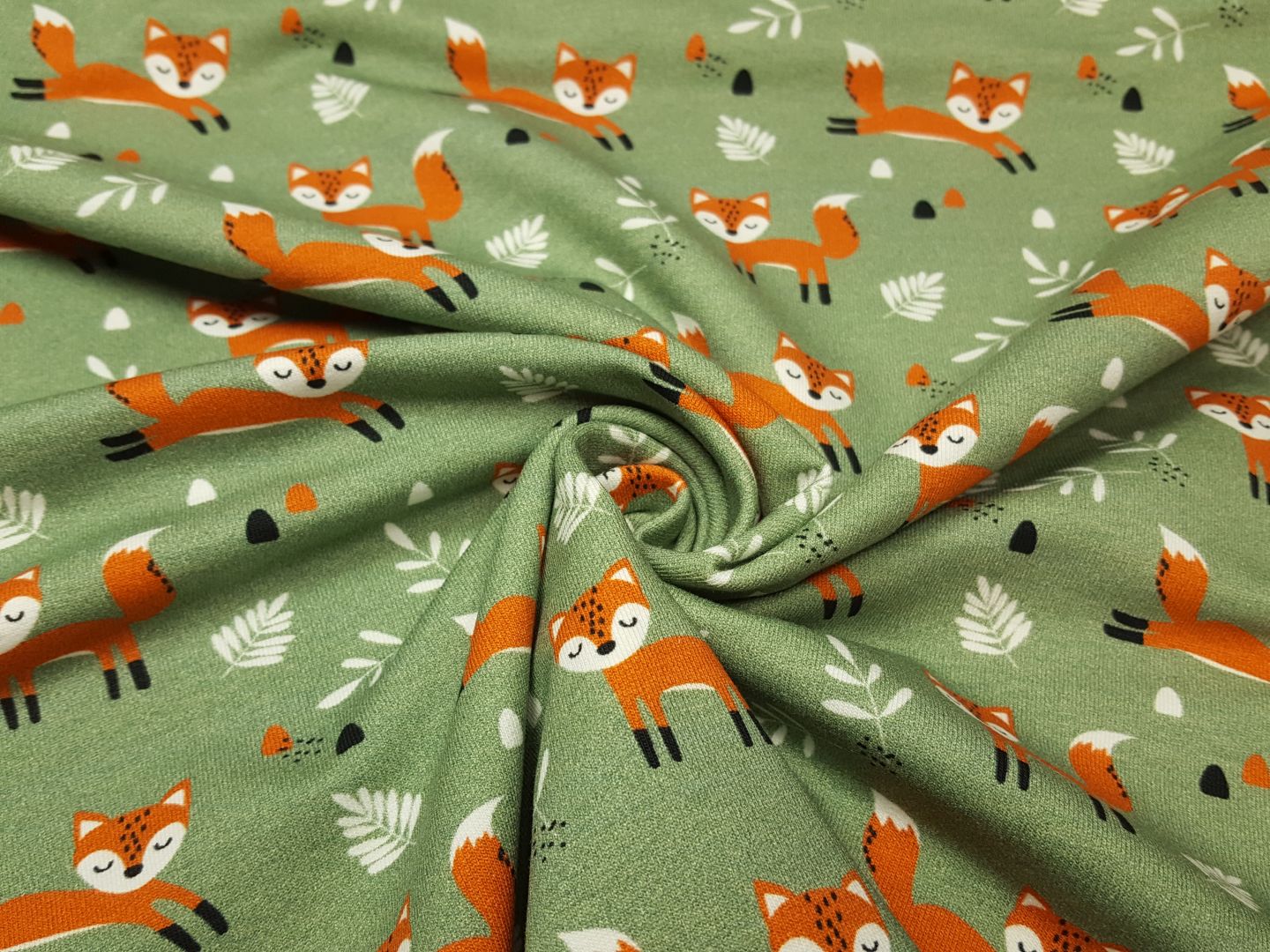 Einzelstück Cute Fox grasgrün/rost/weiss
