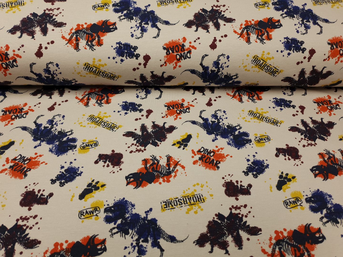 Dino Skeletons sand/dunkelblau/rost