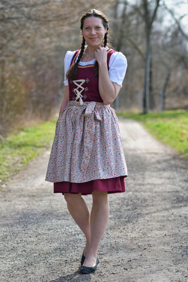 Papierschnittmuster Dirndl inkl. Bluse Damen von Fadenkäfer