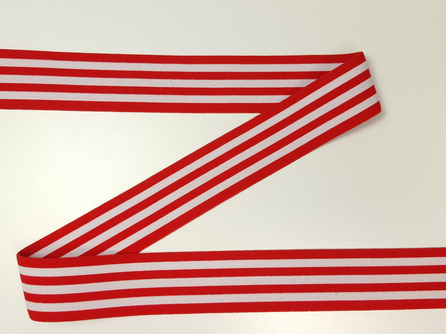 Elastisches Gummiband rot/weiss