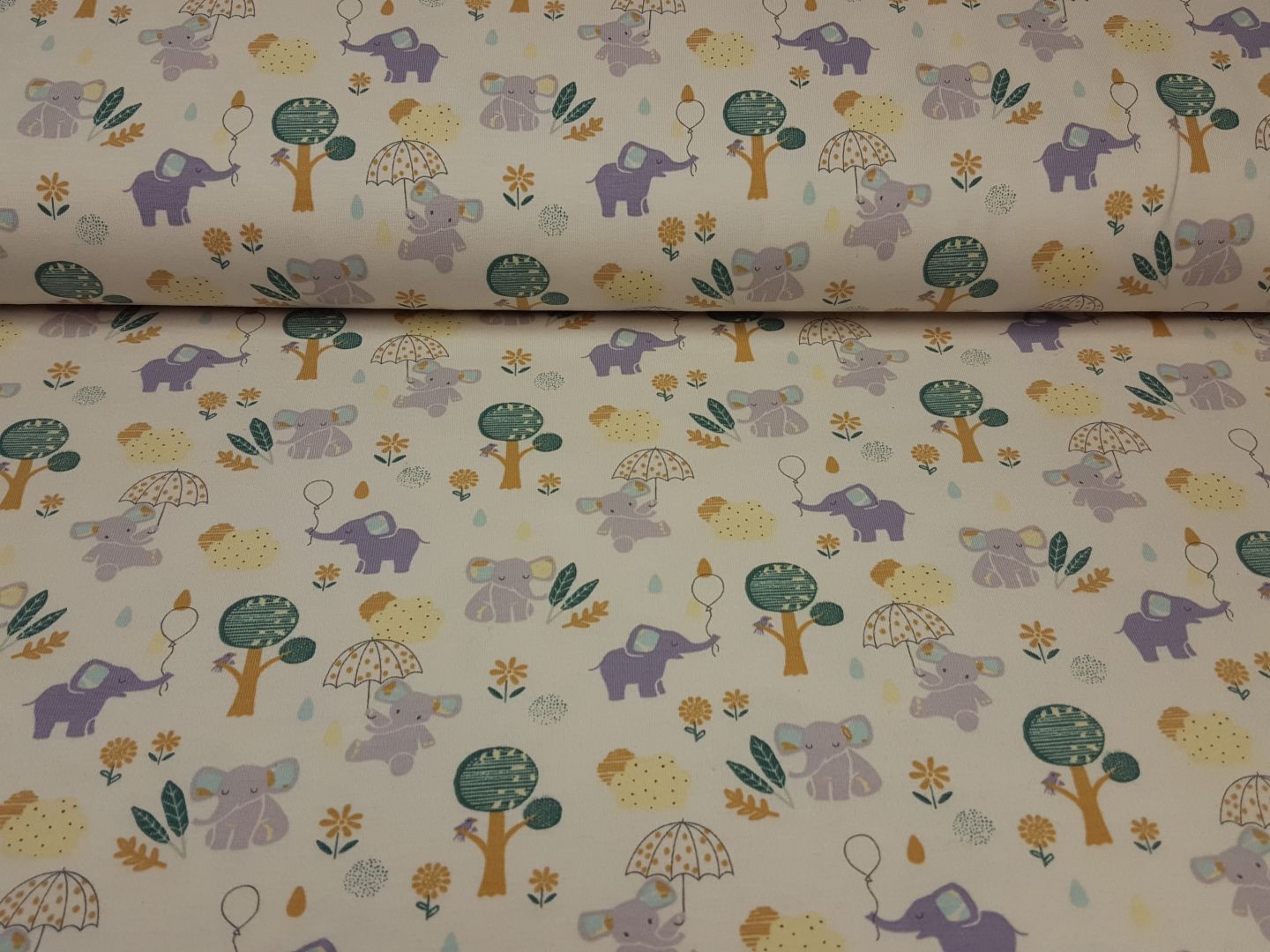 Elephants ecru/lila