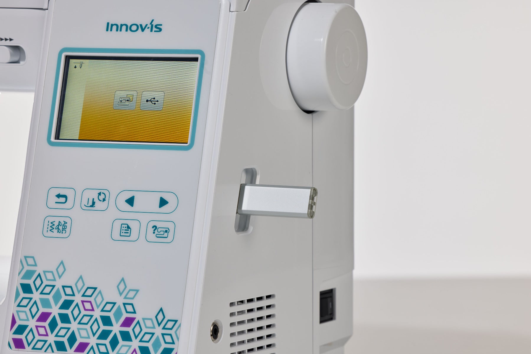 Brother Innov-is F560 Näh- und Quiltmaschine