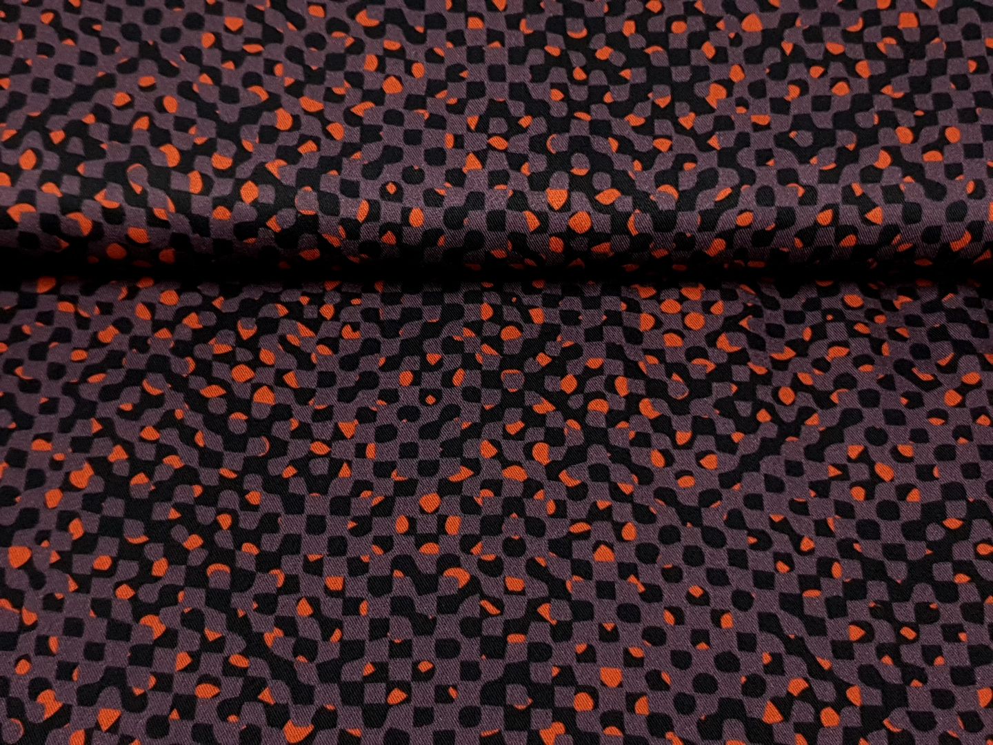 Fall Grids by Thorsten Berger violett/schwarz/rot