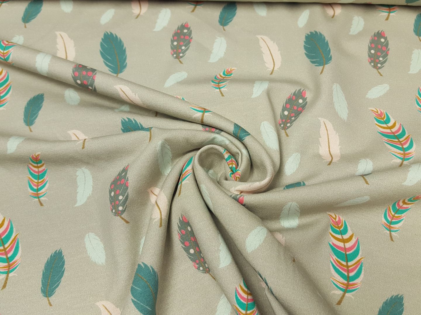 Feathers beige/bunt